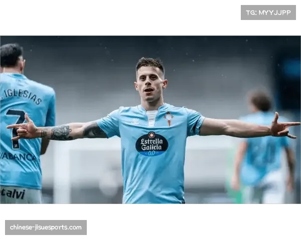 莱万特进攻端过于依赖个人能力，团队配合缺乏默契